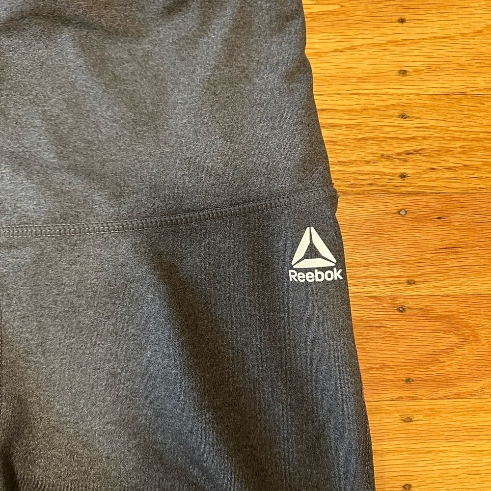 Reebok Women’s Charcoal Leggings with Black Accents - Picture 3 of 4